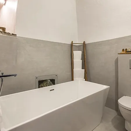 Doma U Nas Boutique & 4*