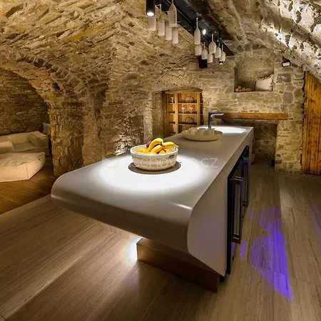 Hotel Boutique & Doma U Nas - Entry Aquacity Free 4*