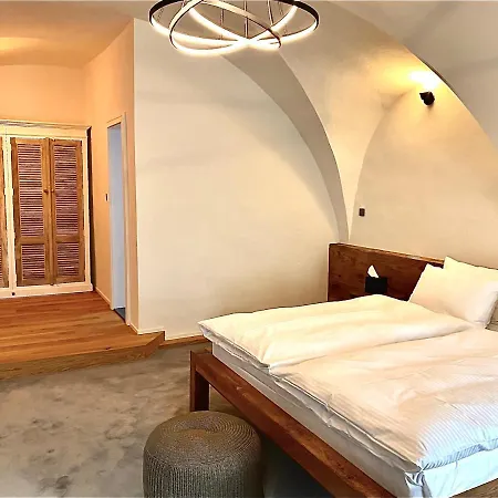 Hotel Boutique & Doma U Nas - Entry Aquacity Free 4*
