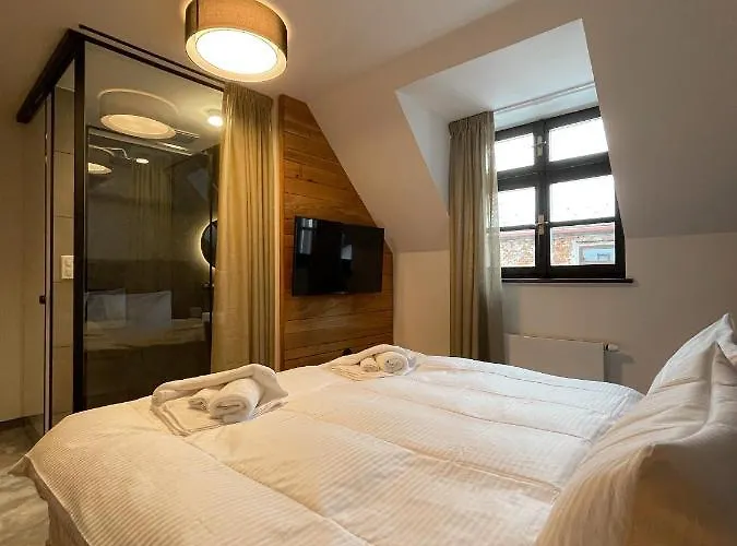Doma U Nas Boutique &