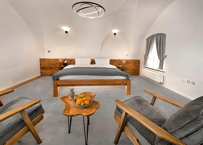 Doma U Nas Boutique & Hotel 4*